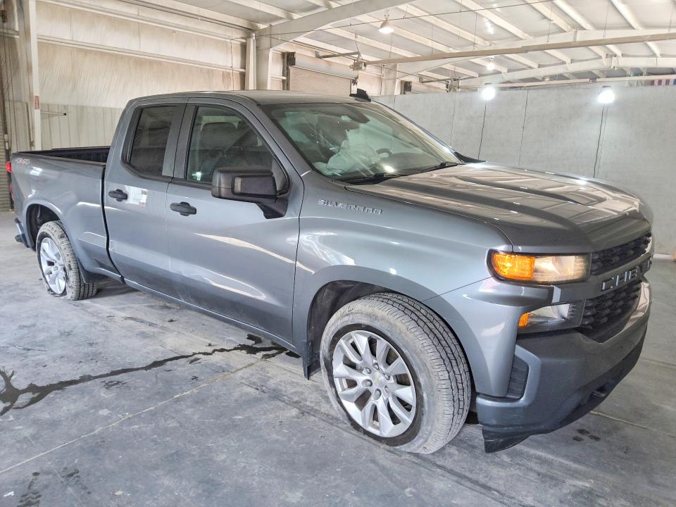 Продажа на аукционе авто 2020 Chevrolet Silverado, vin: 1GCRYBEK7LZ201416, номер лота: 55615296