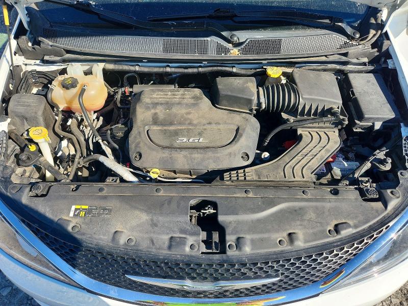 2018 Chrysler Pacifica მანქანა იყიდება აუქციონზე, vin: 2C4RC1BG7JR141895, აუქციონის ნომერი: 58514786