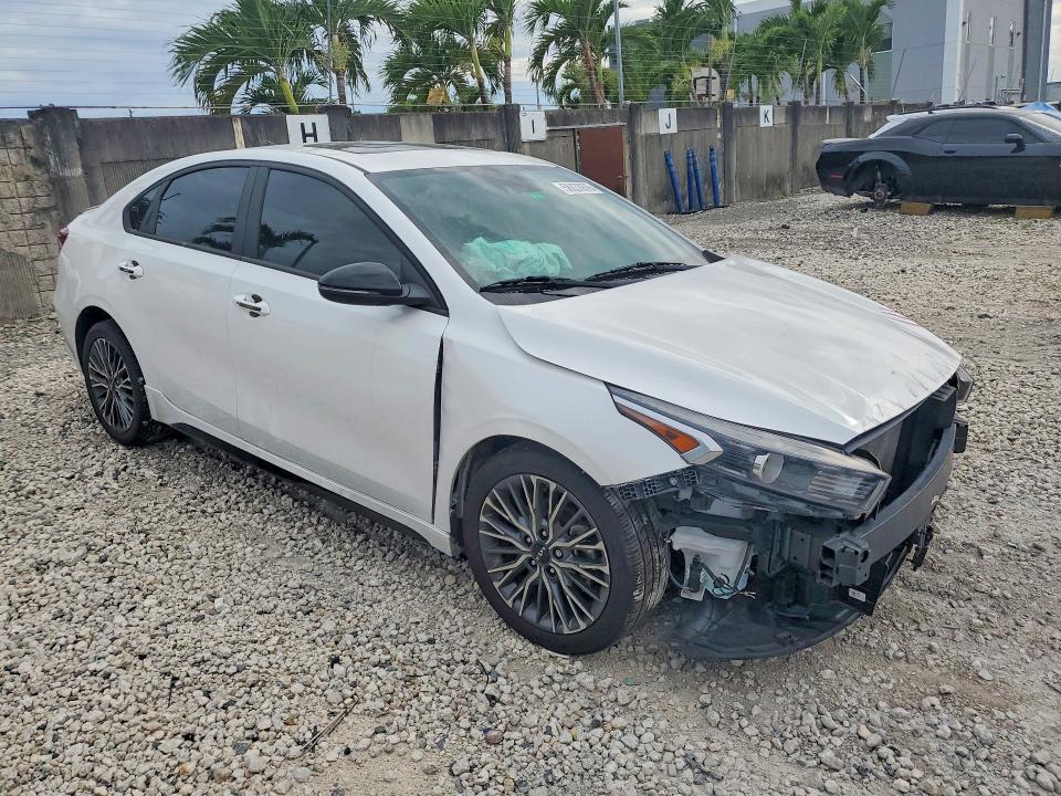 Продажа на аукционе авто 2022 Kia Forte, vin: 3KPF54AD7NE491346, номер лота: 56033976