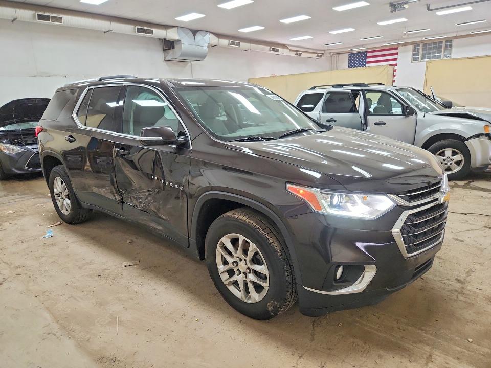 Продаж на аукціоні авто 2018 Chevrolet Traverse, vin: 1GNEVGKW9JJ178879, номер лоту: 58640056
