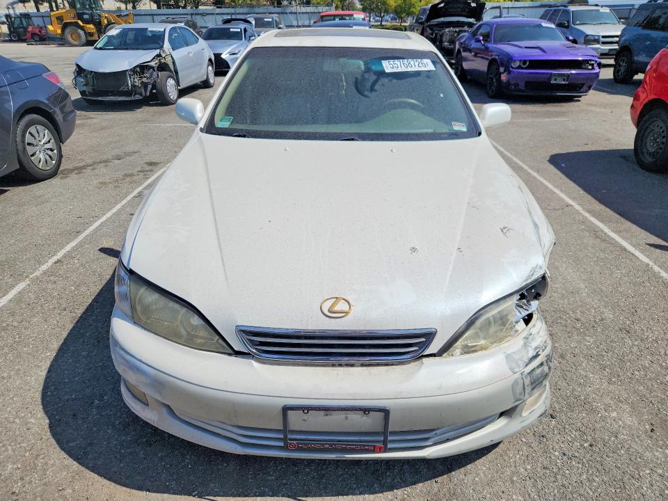 2000 Lexus Es მანქანა იყიდება აუქციონზე, vin: JT8BF28G1Y0242231, აუქციონის ნომერი: 55768726