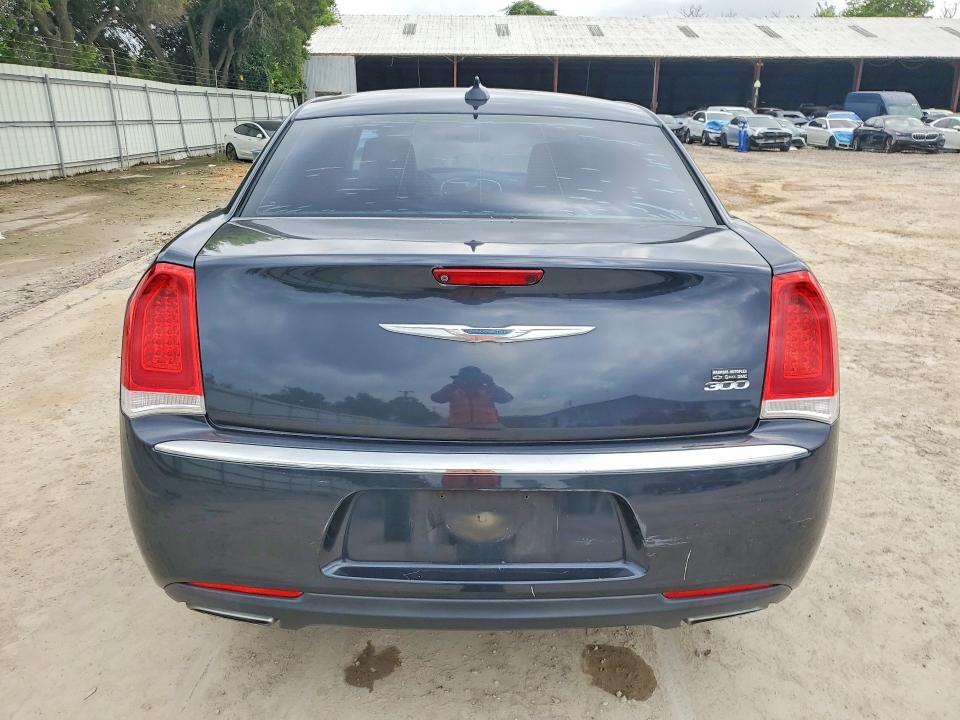 57907466 :رقم المزاد ، 2C3CCAAGXGH298590 vin ، 2016 Chrysler 300 مزاد بيع