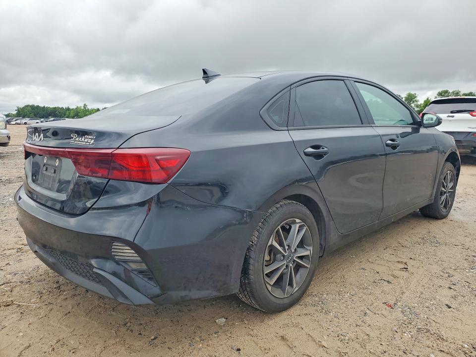 56437106 :رقم المزاد ، 3KPF24ADXNE481886 vin ، 2022 Kia Forte مزاد بيع