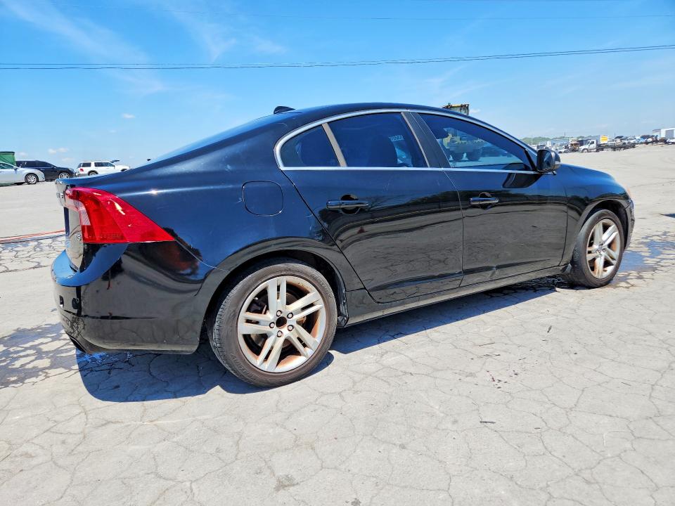 2015 Volvo S60 მანქანა იყიდება აუქციონზე, vin: YV140MFB5F1309025, აუქციონის ნომერი: 55806446