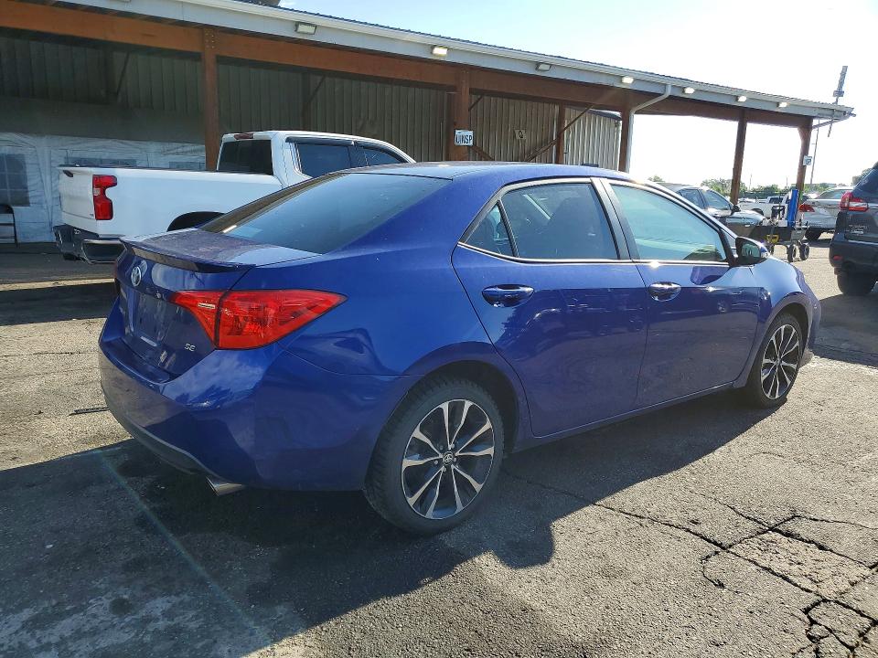 58240596 :رقم المزاد ، 2T1BURHE7HC847634 vin ، 2017 Toyota Corolla مزاد بيع