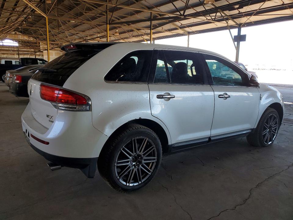 55474316 :رقم المزاد ، 2LMDJ8JKXBBJ32200 vin ، 2011 Lincoln Mkx مزاد بيع
