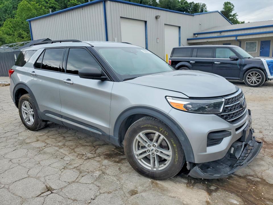 55560576 :رقم المزاد ، 1FMSK8DH8NGB12203 vin ، 2022 Ford Explorer مزاد بيع
