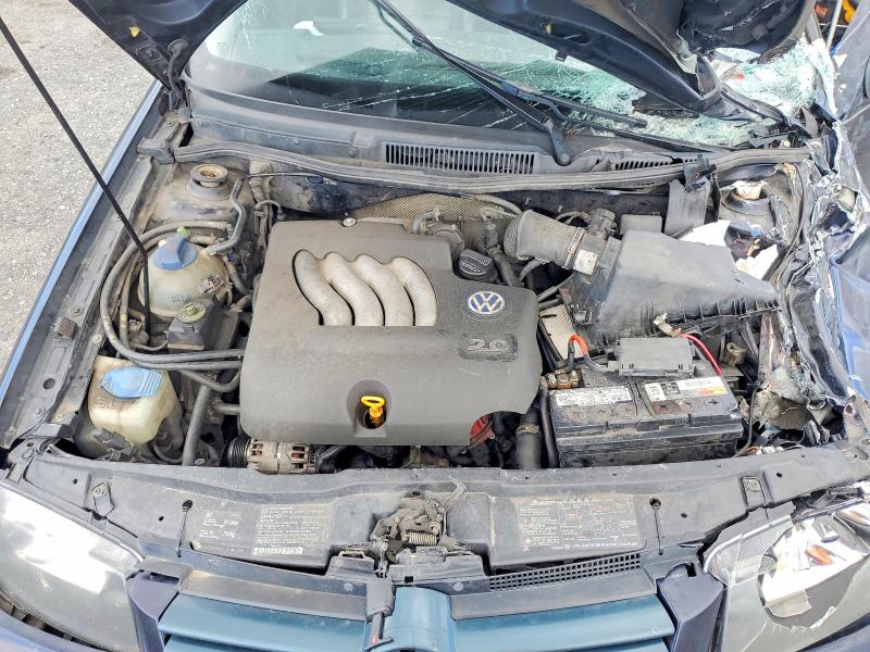 57581516 :رقم المزاد ، 3VWSC29M4YM104742 vin ، 2000 Volkswagen Jetta مزاد بيع