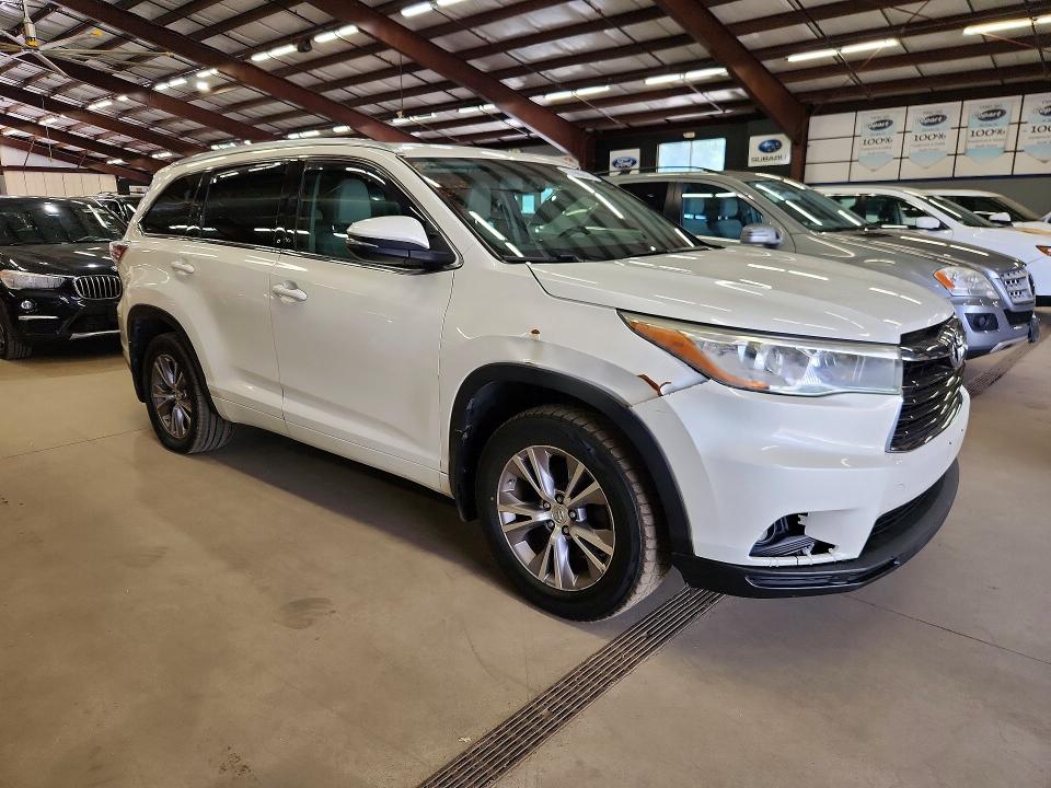 Продажа на аукционе авто 2015 Toyota Highlander, vin: 5TDJKRFH6FS081169, номер лота: 57990846