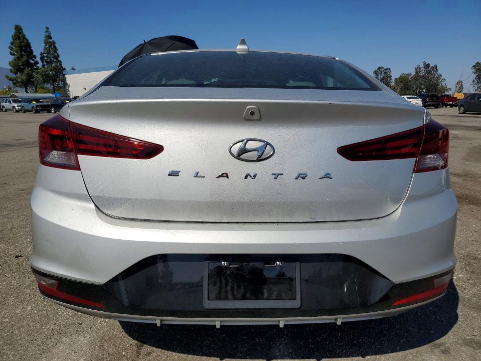 55847436 :رقم المزاد ، 5NPD84LF3LH532769 vin ، 2020 Hyundai Elantra مزاد بيع