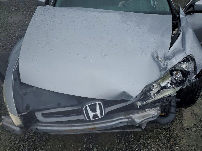 56701376 :رقم المزاد ، 1HGCM56405A165896 vin ، 2005 Honda Accord مزاد بيع