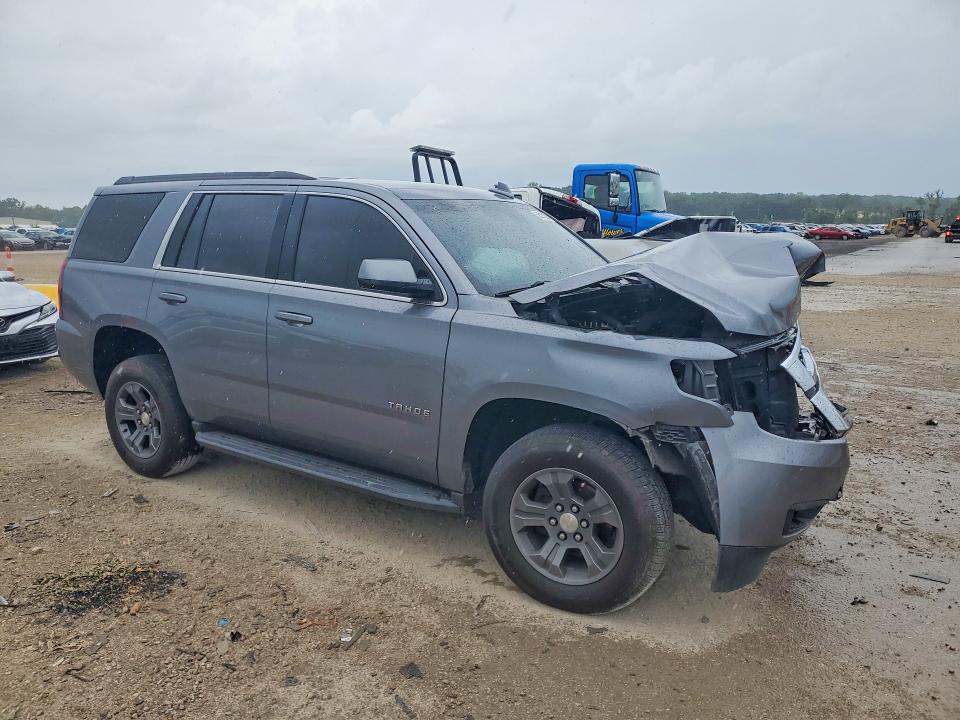58515126 :رقم المزاد ، 1GNSKAKC8JR354580 vin ، 2018 Chevrolet Tahoe مزاد بيع