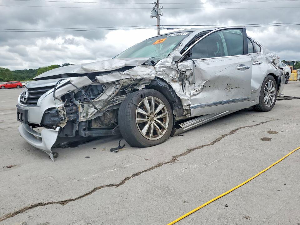 2014 Nissan Altima მანქანა იყიდება აუქციონზე, vin: 1N4AL3AP9EC270185, აუქციონის ნომერი: 57989936