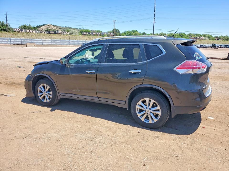 2015 Nissan Rogue მანქანა იყიდება აუქციონზე, vin: 5N1AT2MV2FC852558, აუქციონის ნომერი: 57603756