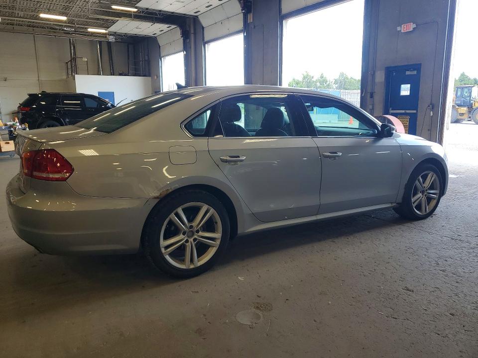 Продаж на аукціоні авто 2013 Volkswagen Passat, vin: 1VWBM7A37DC017975, номер лоту: 56917136