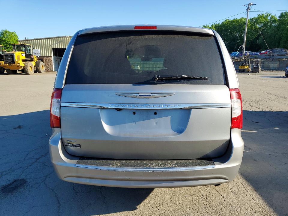 2016 Chrysler Town & Country მანქანა იყიდება აუქციონზე, vin: 2C4RC1BG2GR212591, აუქციონის ნომერი: 56320346