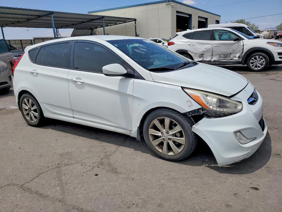 2014 Hyundai Accent მანქანა იყიდება აუქციონზე, vin: KMHCU5AE0EU176437, აუქციონის ნომერი: 56138816