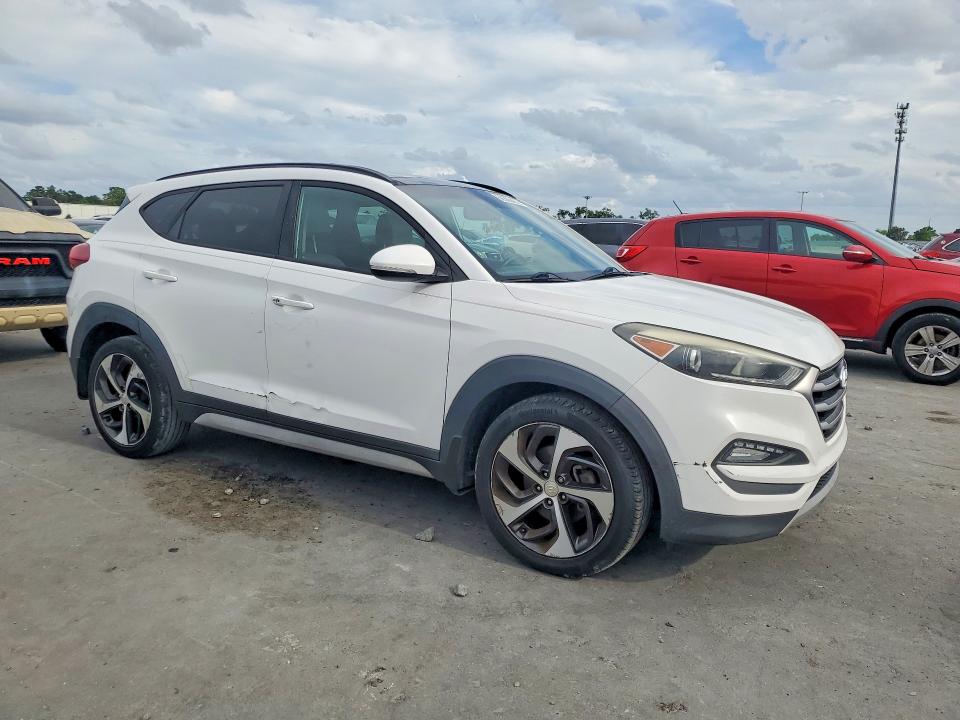 Продаж на аукціоні авто 2018 Hyundai Tucson, vin: KM8J33A27JU670065, номер лоту: 56350456