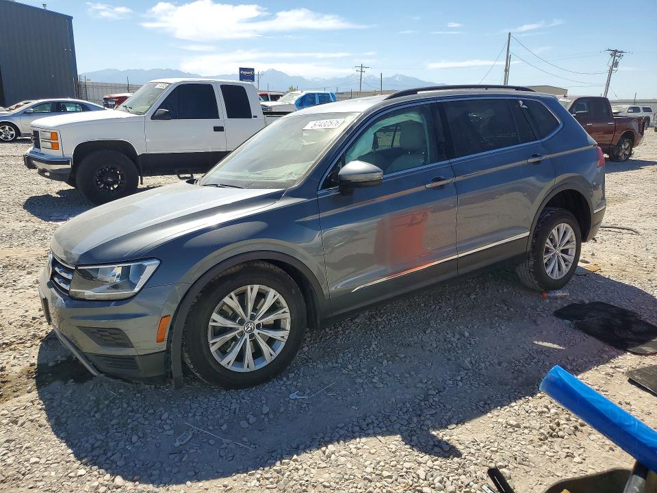 Продажа на аукционе авто 2018 Volkswagen Tiguan, vin: 3VV2B7AX9JM103408, номер лота: 57432576