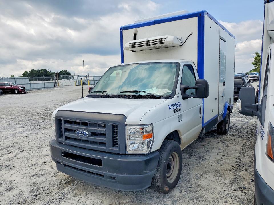 54517666 :رقم المزاد ، 1FDWE3FN4RDD00691 vin ، 2024 Ford E350 مزاد بيع