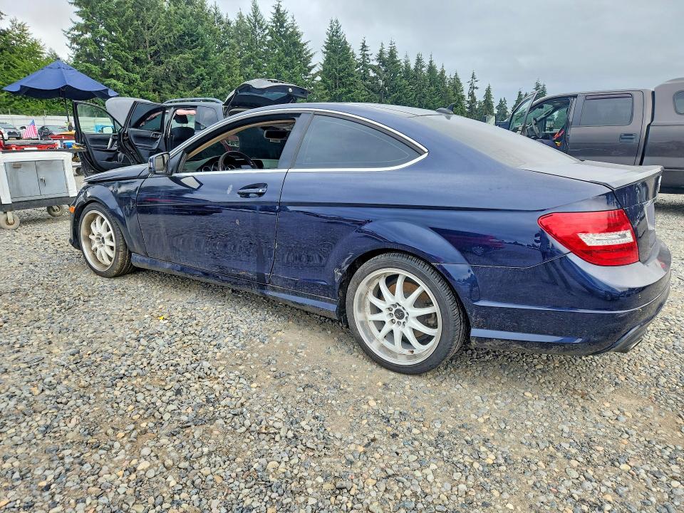 58988216 :رقم المزاد ، WDDGJ4HB9DF945482 vin ، 2013 Mercedes-benz C مزاد بيع