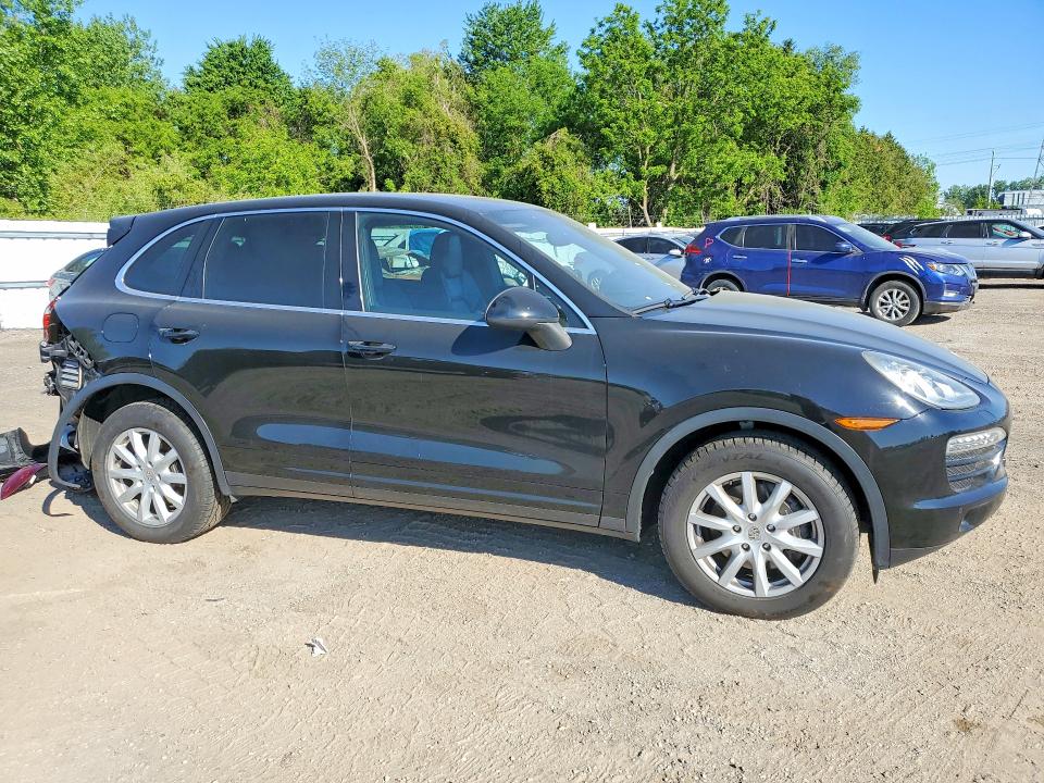 52141386 :رقم المزاد ، WP1AA2A2XBLA06420 vin ، 2011 Porsche Cayenne مزاد بيع