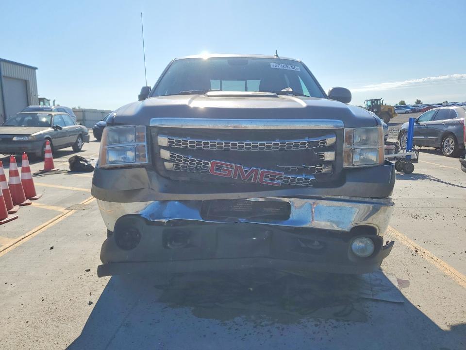 Продаж на аукціоні авто 2014 Gmc Sierra, vin: 1GT121E82EF115691, номер лоту: 57169766