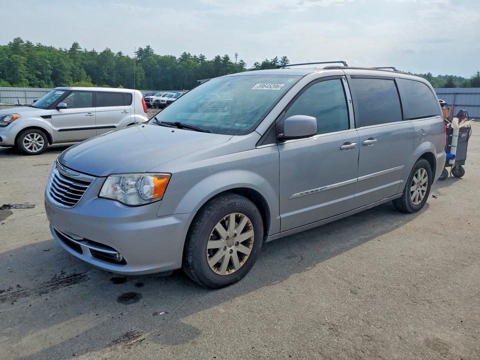 2015 Chrysler Town & Country მანქანა იყიდება აუქციონზე, vin: 2C4RC1BG8FR582832, აუქციონის ნომერი: 59645206