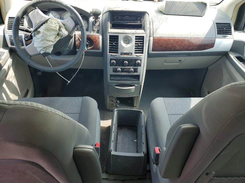 57758646 :رقم المزاد ، 2A4RR5D14AR150286 vin ، 2010 Chrysler Town & Country مزاد بيع