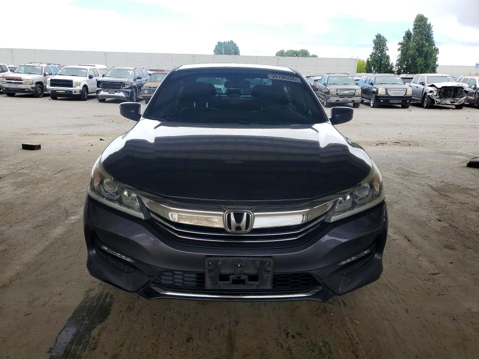 Продаж на аукціоні авто 2017 Honda Accord, vin: 1HGCR2F10HA075089, номер лоту: 59190206