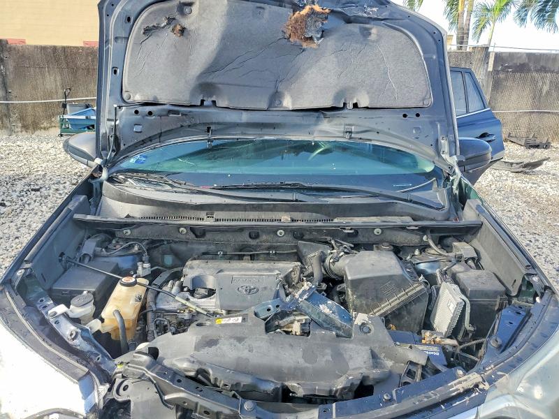 55907106 :رقم المزاد ، JTMZFREV9JJ204144 vin ، 2018 Toyota Rav4 مزاد بيع