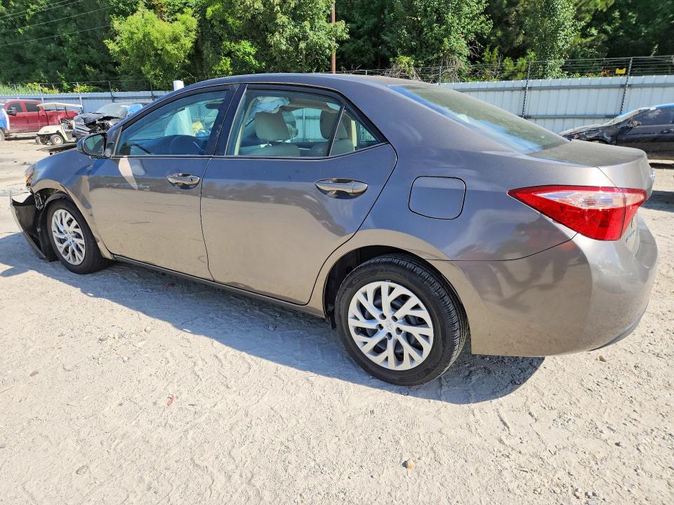 Продаж на аукціоні авто 2018 Toyota Corolla, vin: 2T1BURHE9JC090631, номер лоту: 55601086