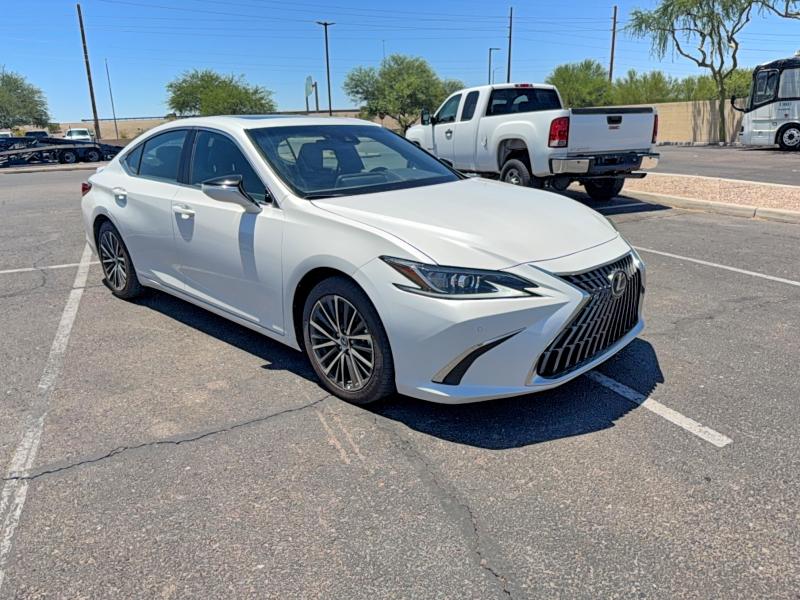 2024 Lexus Es 300h მანქანა იყიდება აუქციონზე, vin: 58ADA1C19RU053878, აუქციონის ნომერი: 59697346