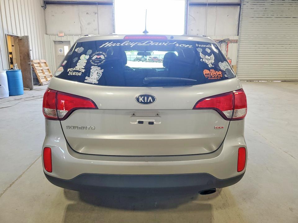 56755426 :رقم المزاد ، 5XYKTCA62FG613955 vin ، 2015 Kia Sorento مزاد بيع