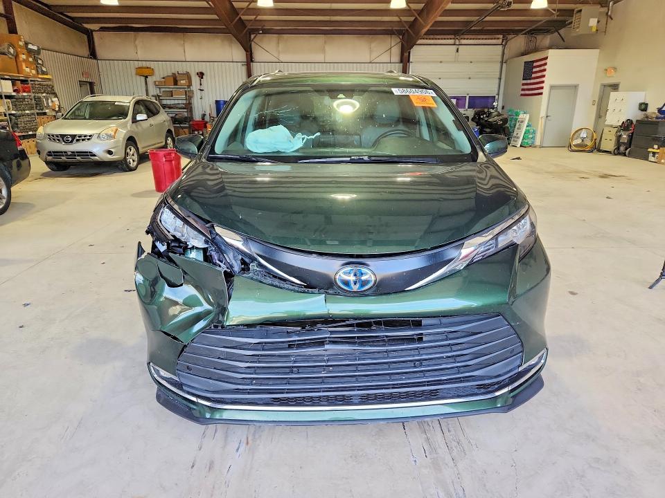 2023 Toyota Sienna მანქანა იყიდება აუქციონზე, vin: 5TDYRKEC6PS146126, აუქციონის ნომერი: 58604906