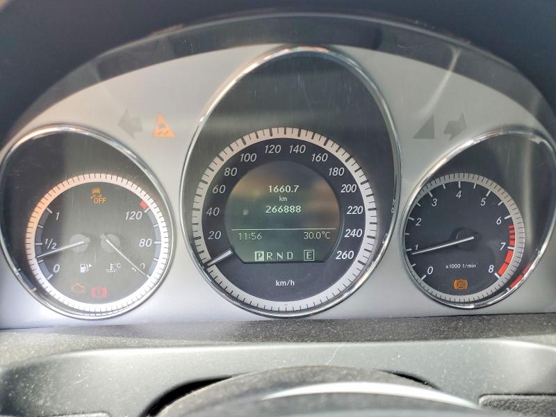 2011 Mercedes-benz C მანქანა იყიდება აუქციონზე, vin: WDDGF8FB3BA529255, აუქციონის ნომერი: 56499686
