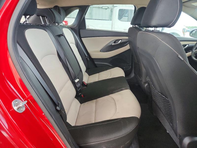 Продаж на аукціоні авто 2018 Hyundai Elantra Gt, vin: KMHH35LE6JU079470, номер лоту: 56710896
