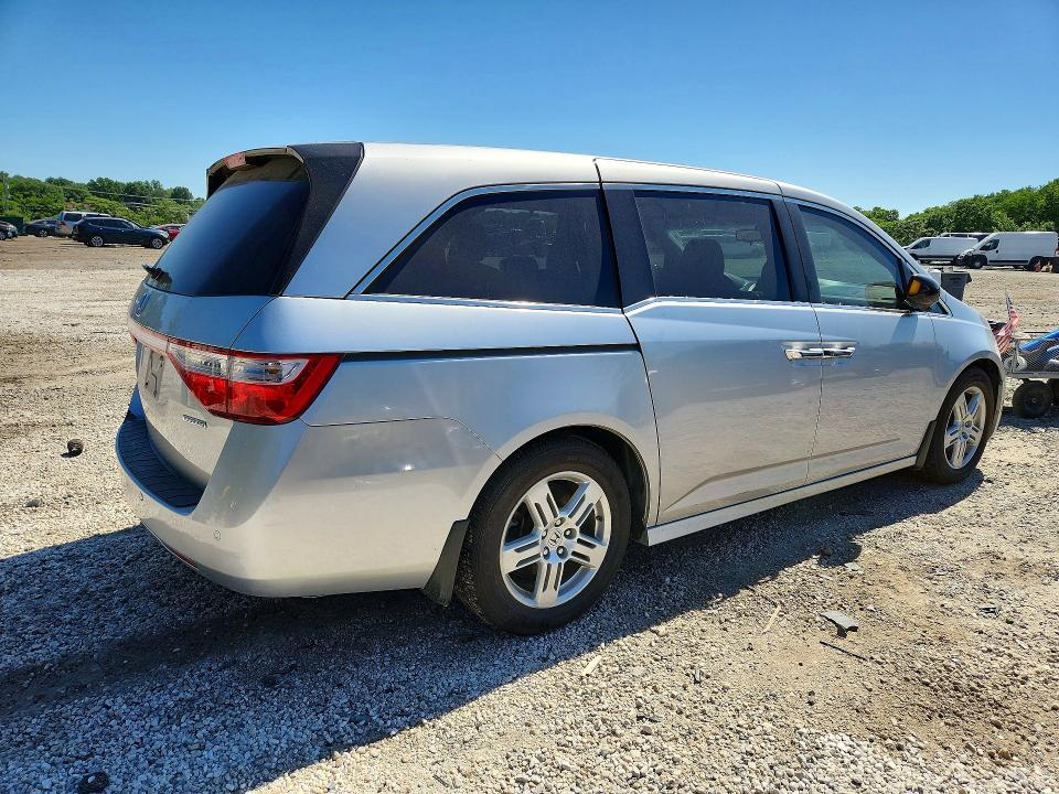 55837046 :رقم المزاد ، 5FNRL5H99DB017286 vin ، 2013 Honda Odyssey مزاد بيع