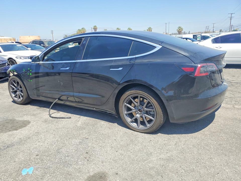 56548016 :رقم المزاد ، 5YJ3E1EA5LF613307 vin ، 2020 Tesla Model 3 مزاد بيع