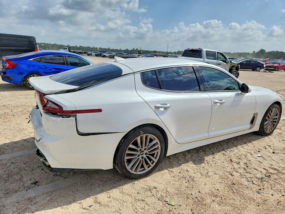 Продаж на аукціоні авто 2018 Kia Stinger, vin: KNAE15LA8J6036423, номер лоту: 56405986