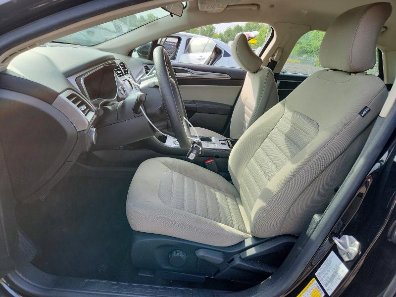 56004396 :رقم المزاد ، 3FA6P0UUXJR101055 vin ، 2018 Ford Fusion مزاد بيع