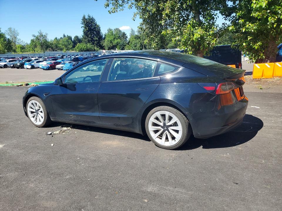 57202136 :رقم المزاد ، 5YJ3E1EA4NF371726 vin ، 2022 Tesla Model 3 مزاد بيع