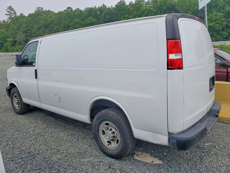 2021 Chevrolet Express G2500 მანქანა იყიდება აუქციონზე, vin: 1GCWGAFP3M1228090, აუქციონის ნომერი: 59923266