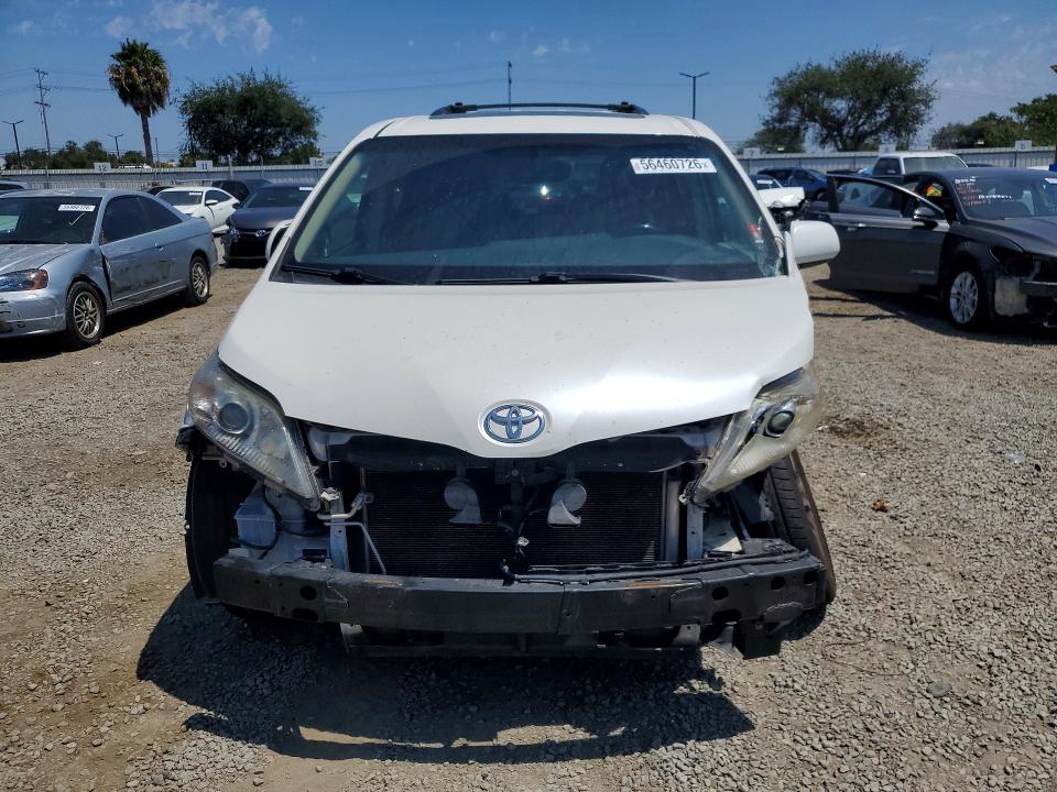 Продажа на аукционе авто 2016 Toyota Sienna, vin: 5TDYK3DC1GS755409, номер лота: 56460726