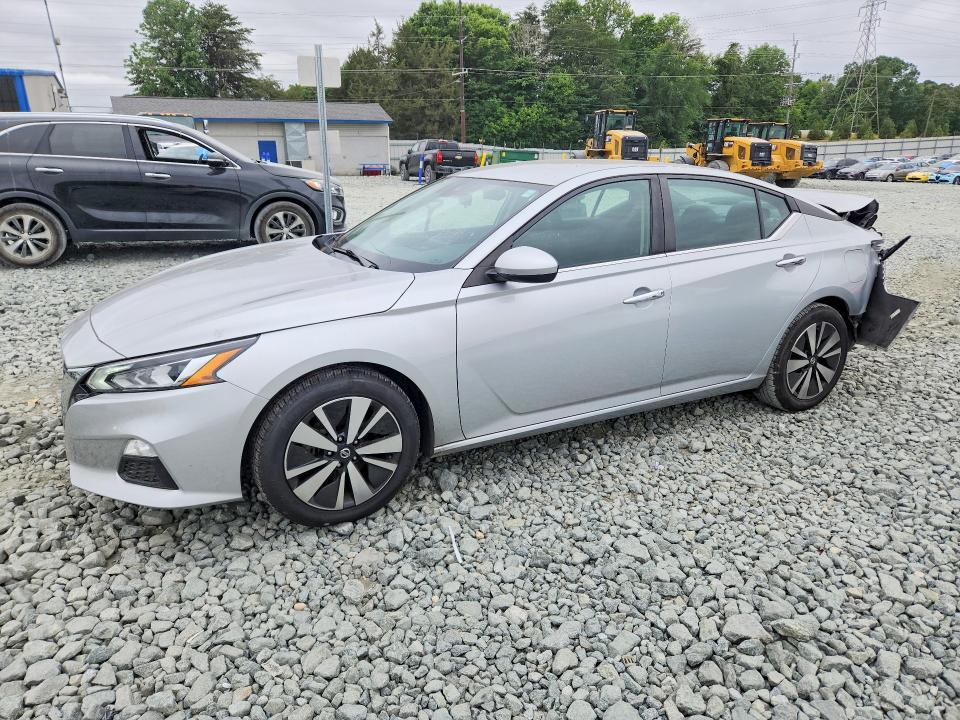 Продажа на аукционе авто 2022 Nissan Altima, vin: 1N4BL4DV2NN335337, номер лота: 55679746