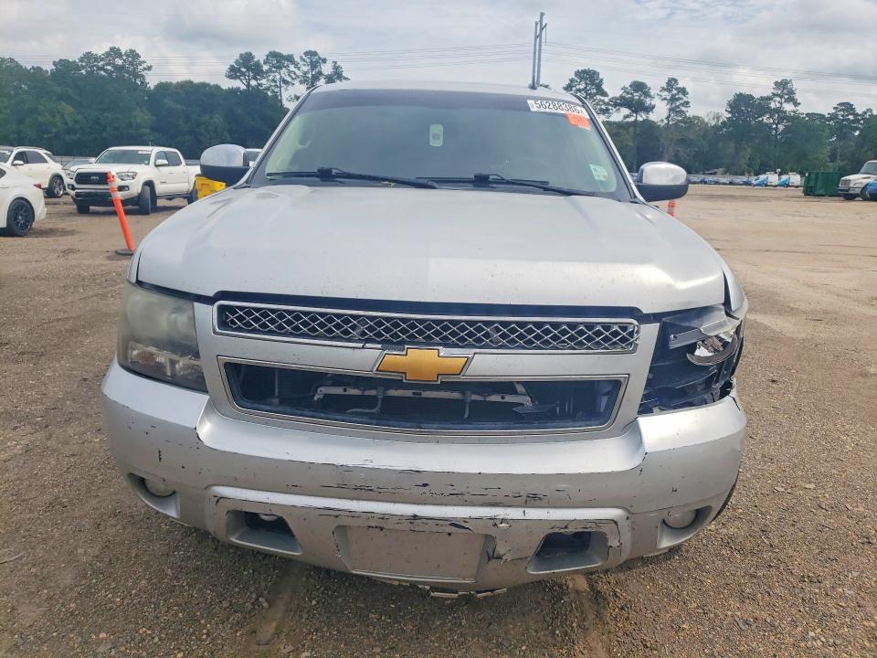 56288386 :رقم المزاد ، 1GNSCHE09ER164106 vin ، 2014 Chevrolet Suburban مزاد بيع
