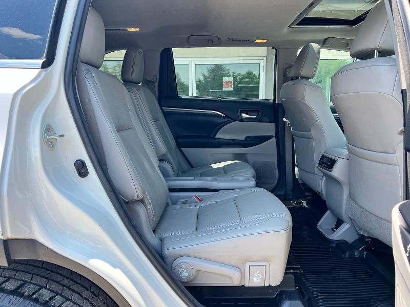58083736 :رقم المزاد ، 5TDDZRFH2JS908604 vin ، 2018 Toyota Highlander مزاد بيع
