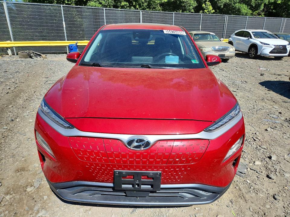 55474486 :رقم المزاد ، KM8K53AG0MU131852 vin ، 2021 Hyundai Kona مزاد بيع