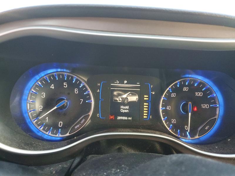 Продаж на аукціоні авто 2018 Chrysler Pacifica, vin: 2C4RC1FG6JR275033, номер лоту: 57908366