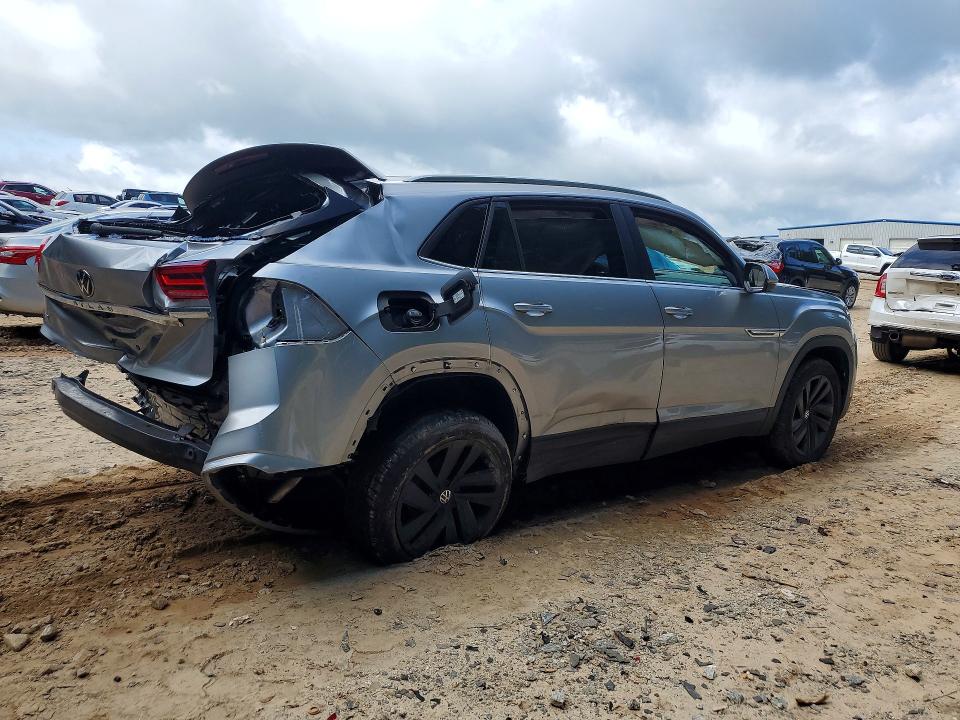 58050356 :رقم المزاد ، 1V2JC2CA6NC227497 vin ، 2022 Volkswagen Atlas Cross Sport مزاد بيع